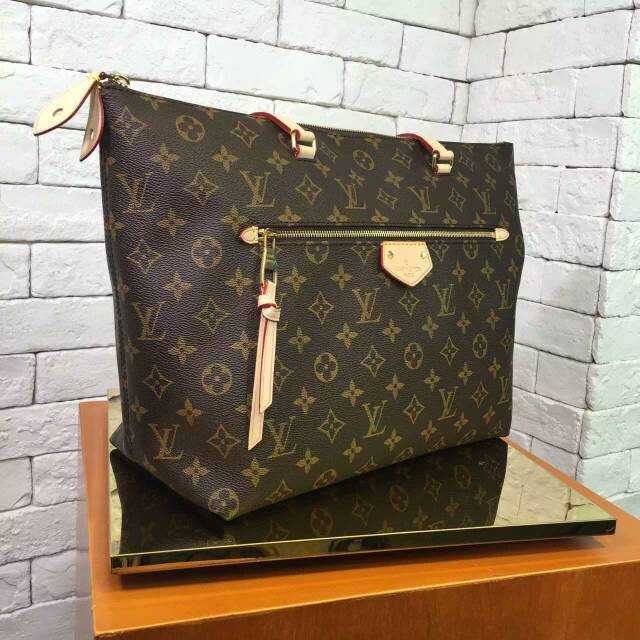 2017 Louis Vuitton Outlet monogram canvas iena mm m42267 original