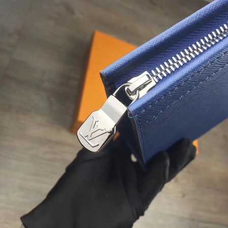 Louis Vuitton Outlet POCHETTE VOYAGE M30677 blue