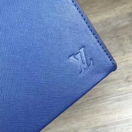 Louis Vuitton Outlet POCHETTE VOYAGE M30677 blue