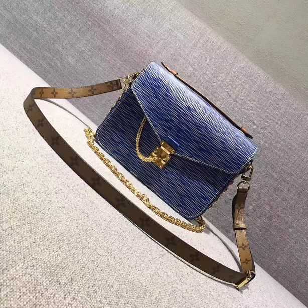 2017 Louis Vuitton Outlet original leather fashion show metis mm m40780 blue