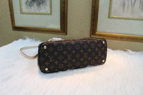 Louis Vuitton Outlet Monogram Canvas Tote Bag M41435 Brown