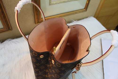 Louis Vuitton Outlet Monogram Canvas Tote Bag M41435 Brown