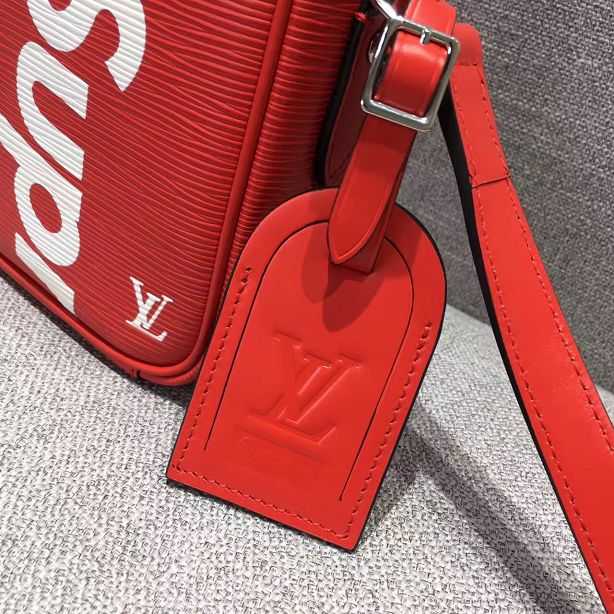 2017 Louis Vuitton Outlet original superme danube pm 41807 red