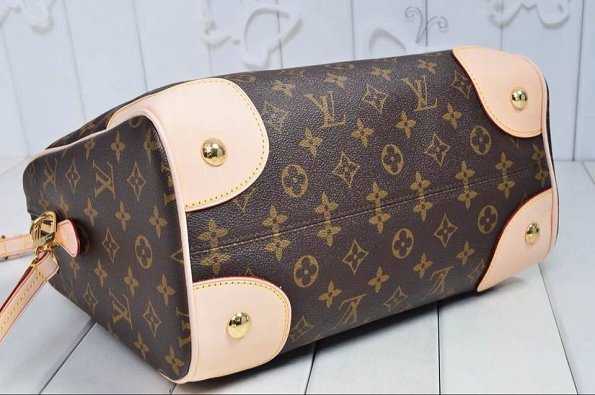 2015 Louis Vuitton Outlet monogram canvas retiro nm m50056