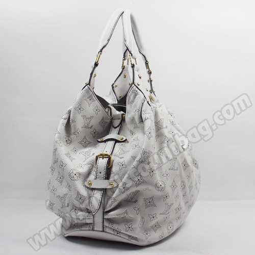 Louis Vuitton Outlet handbag mahina xl m95545 (white)