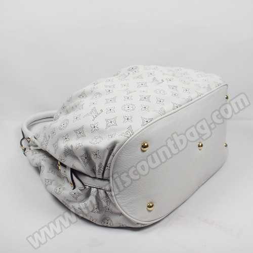 Louis Vuitton Outlet handbag mahina xl m95545 (white)