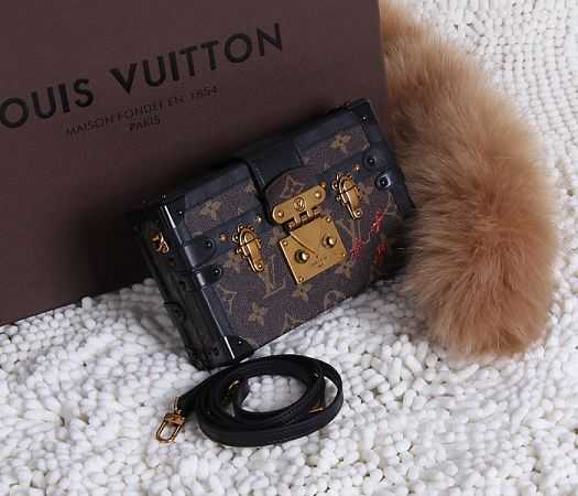 2015 Louis Vuitton Outlet hot style M50016 black