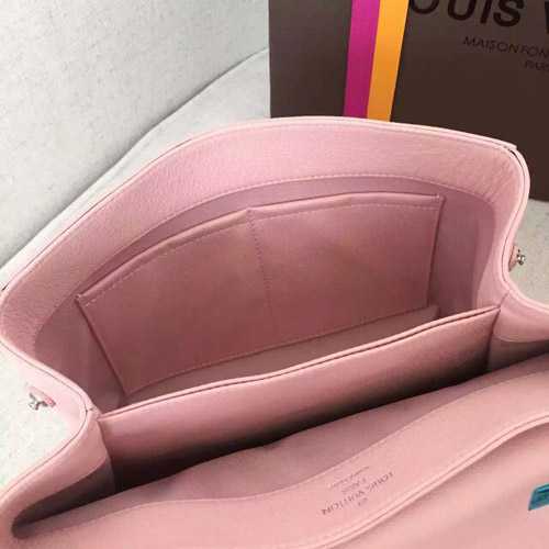 Louis Vuitton Outlet LockMe II M50505 Rose Ballerine