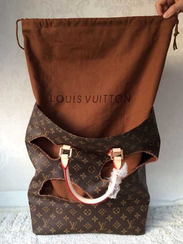 2015 Louis Vuitton Outlet monogram bag with holes rei kawakubo m40279