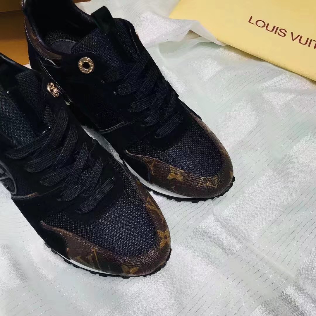 Louis Vuitton Outlet Casual Lovers LV839TZ