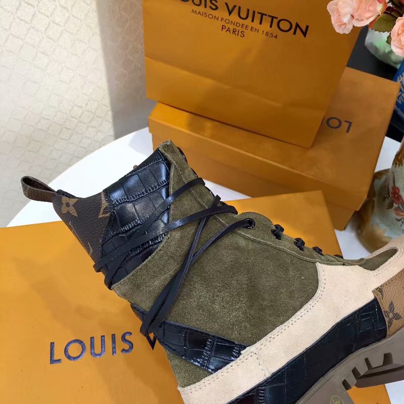 Louis Vuitton Outlet LAUREATE PLATFORM DESERT BOOT LV918DSY