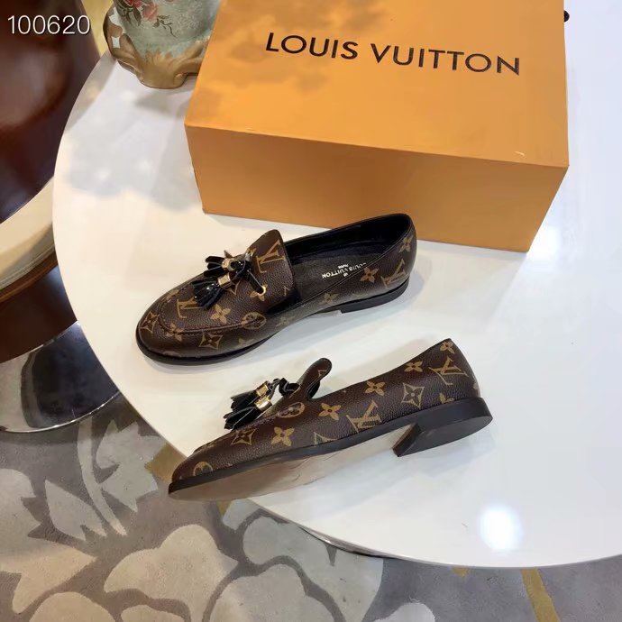 Louis Vuitton Outlet shoes LV946SY-1