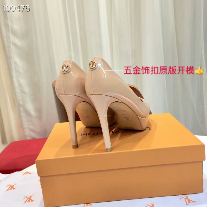 Louis Vuitton Outlet lady leather Shoes LV954SY-1 10.5CM height