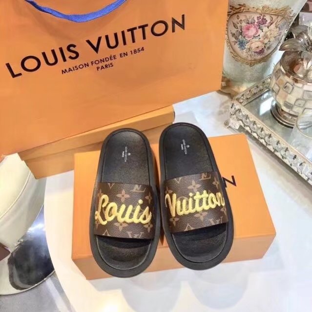 Louis Vuitton Outlet Slipper Leather LV857SY brown