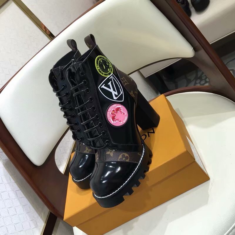 Louis Vuitton Outlet STAR TRAIL CHELSEA ANKLE BOOT LVD910SY BLACK