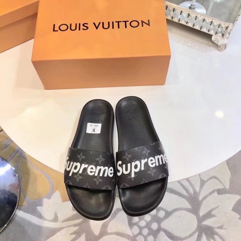 Louis Vuitton Outlet Lovers slippers LV859SY