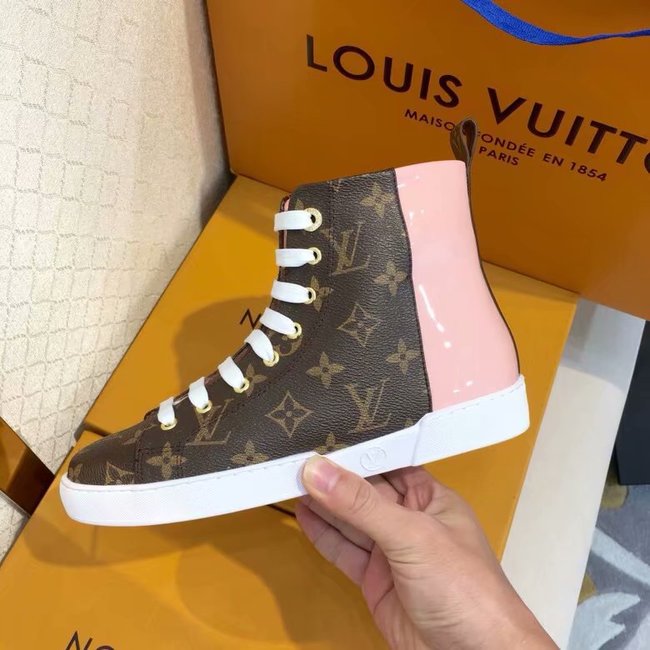 Louis Vuitton Outlet DIGITAL EXCLUSIVE HEART SNEAKER BOOT LV902SY pink