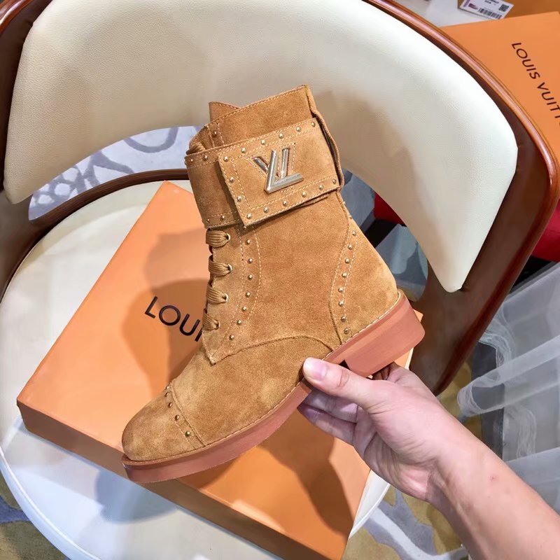 Louis Vuitton Outlet WONDERLAND FLAT RANGER LV921SY Camel