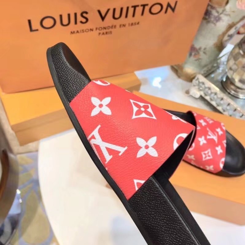 Louis Vuitton Outlet Lovers slippers LV858SY