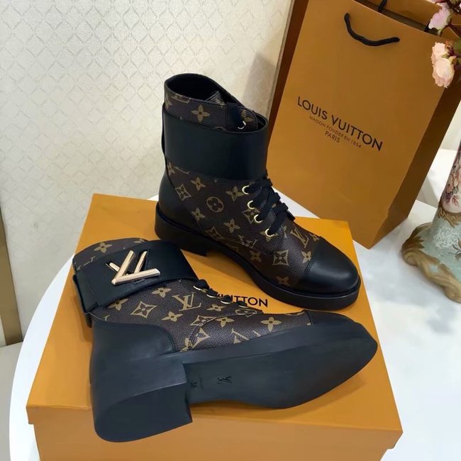 Louis Vuitton Outlet WONDERLAND FLAT RANGER LV909SY brown