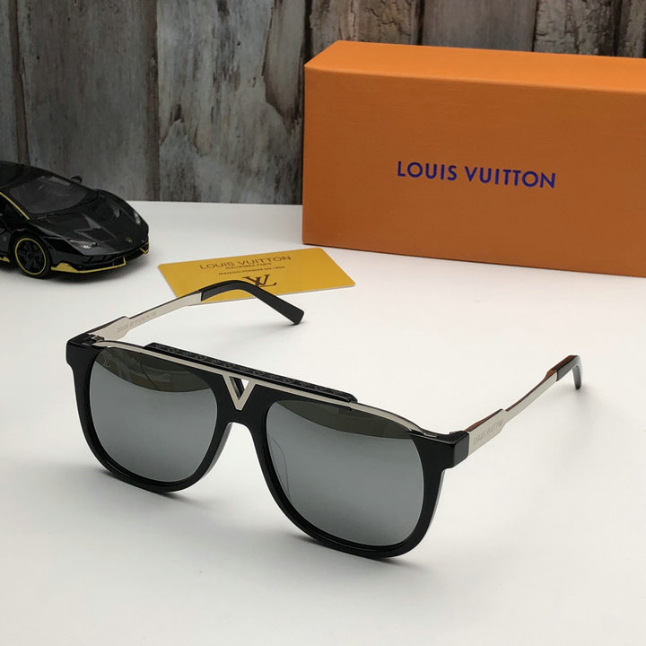 Louis Vuitton Outlet Louis Vuitton Sunglasses Top Quality LV5729_48