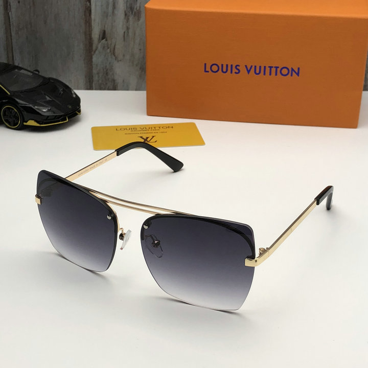 Louis Vuitton Outlet Louis Vuitton Sunglasses Top Quality LV5729_113