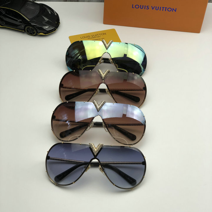 Louis Vuitton Outlet Louis Vuitton Sunglasses Top Quality LV5729_194