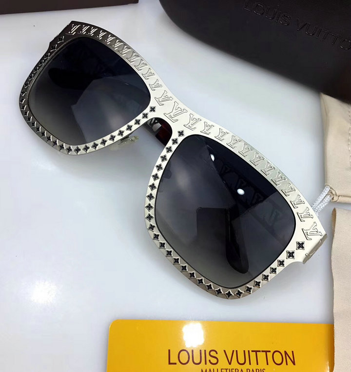 Louis Vuitton Outlet Louis Vuitton sunglasses top quality 0119