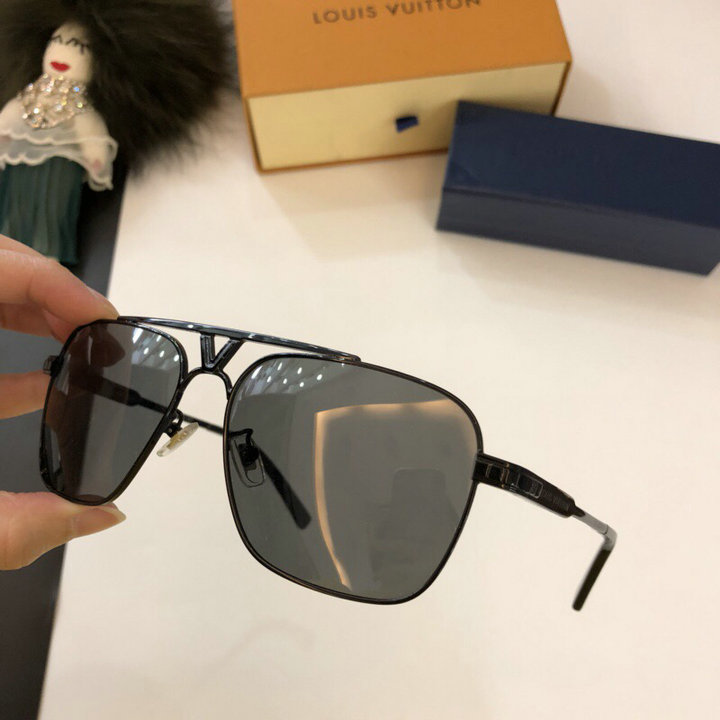 Louis Vuitton Outlet Louis Vuitton sunglasses top quality 0035