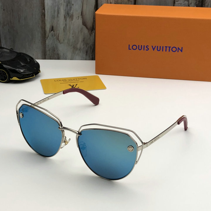 Louis Vuitton Outlet Louis Vuitton Sunglasses Top Quality LV5729_230