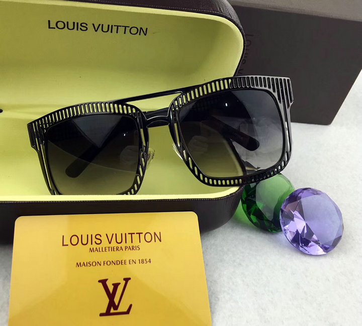 Louis Vuitton Outlet Louis Vuitton sunglasses top quality 0109