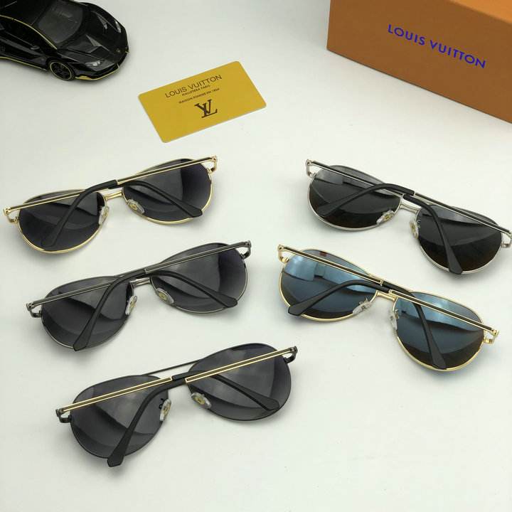 Louis Vuitton Outlet Louis Vuitton Sunglasses Top Quality LV5729_171