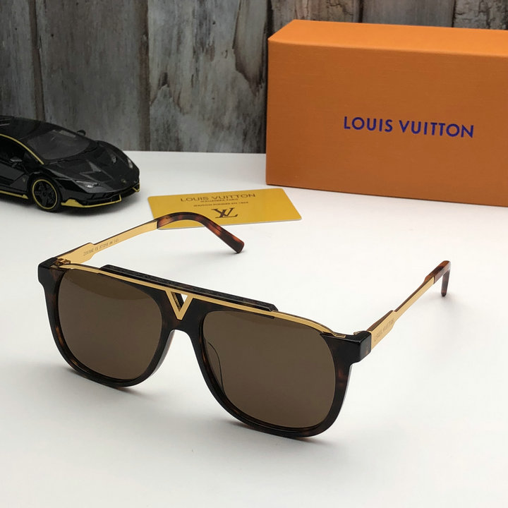 Louis Vuitton Outlet Louis Vuitton Sunglasses Top Quality LV5729_35