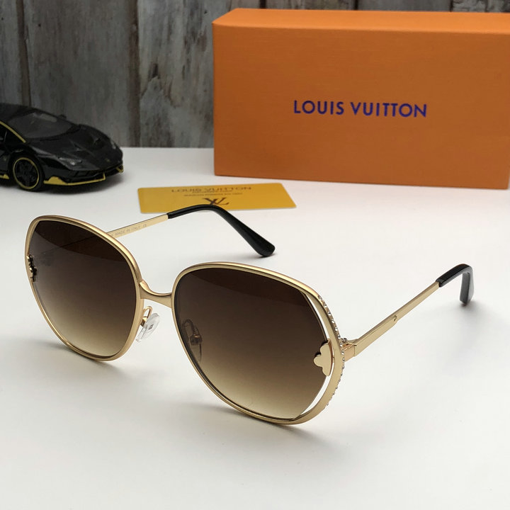 Louis Vuitton Outlet Louis Vuitton Sunglasses Top Quality LV5729_122