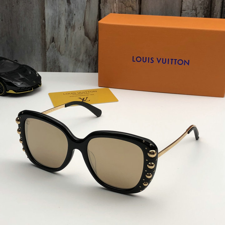 Louis Vuitton Outlet Louis Vuitton Sunglasses Top Quality LV5729_57