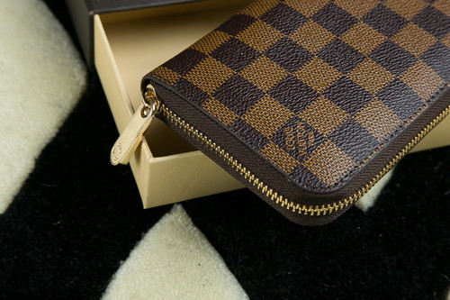 Louis Vuitton Outlet Monogram Canvas Clutch Handbag 60017 Coffee