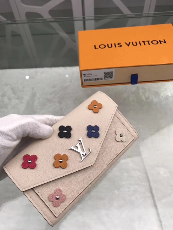 Louis Vuitton Outlet original Mylockme bucket wallet 62656 cream