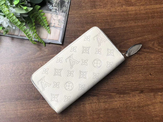 Louis Vuitton Outlet original Iris ZIPPY Wallet M69032 white