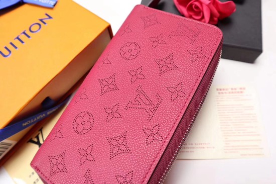 Louis Vuitton Outlet original Mahina Leather wallet 61867 red