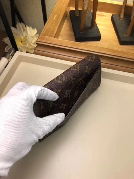 Louis Vuitton Outlet FLOWE Monogram Canvas Wallet 62566 black