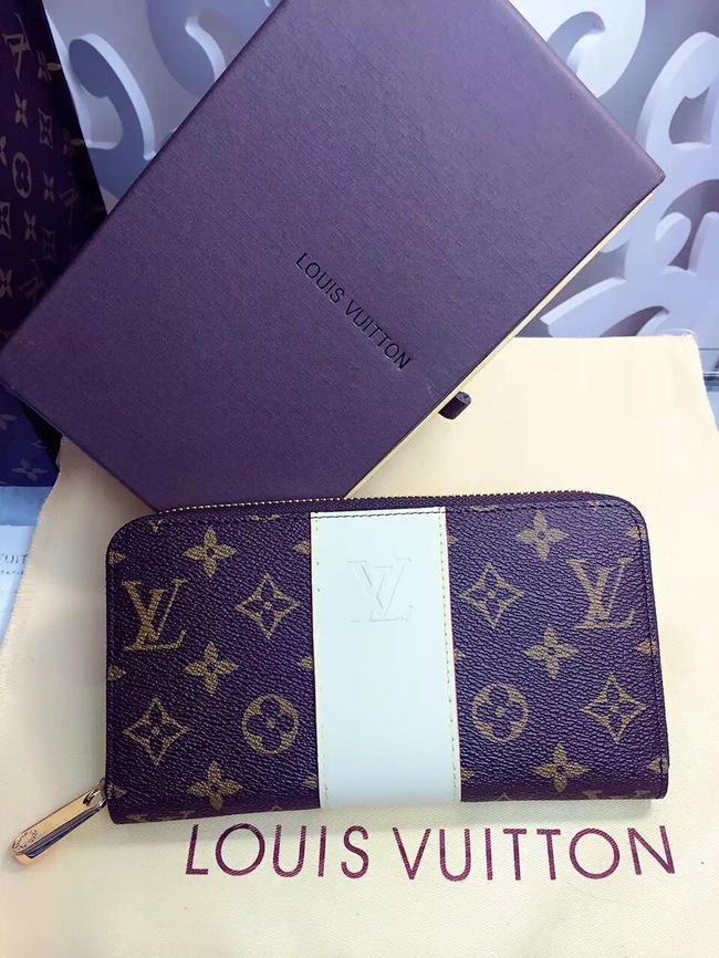 Louis Vuitton Outlet Monogram Canvas Wallet 60018