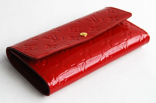 Louis Vuitton Outlet Wallet M93525 Monogram Vernis red