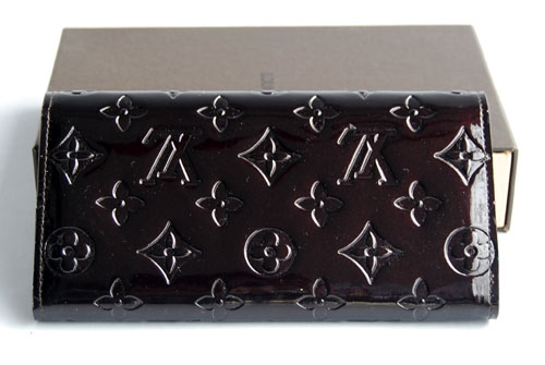 Louis Vuitton Outlet Wallet M93577 Monogram Vernis coffee